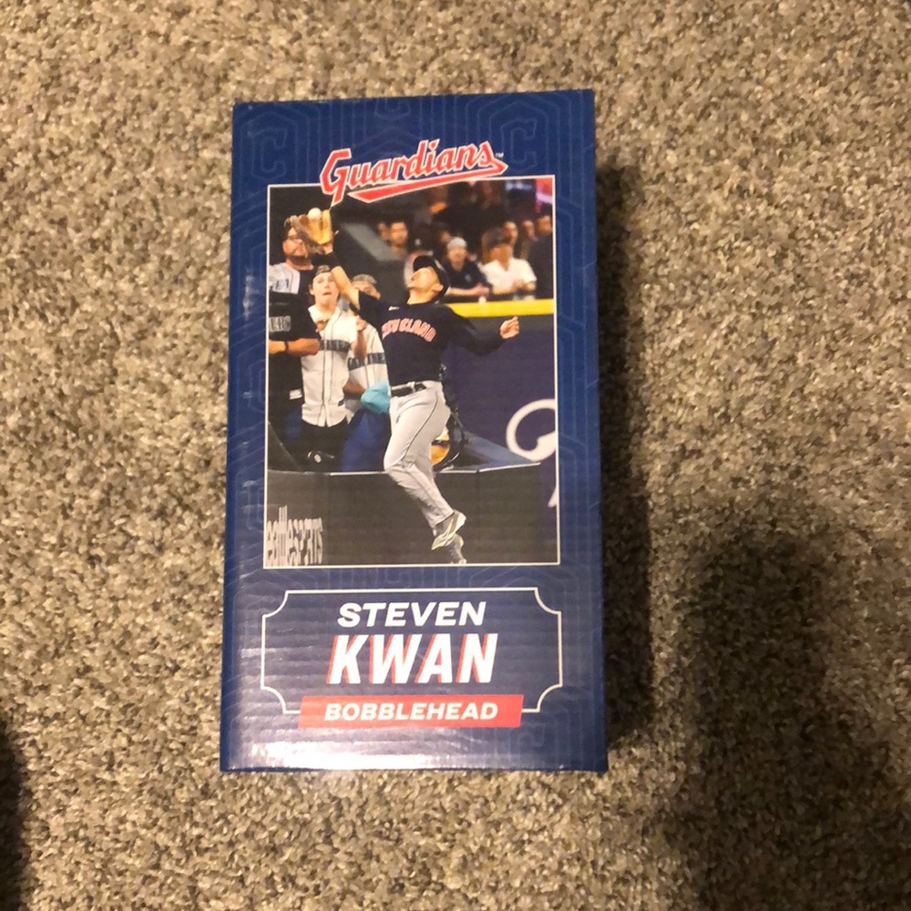 Steven kwan bobble head. Rare!